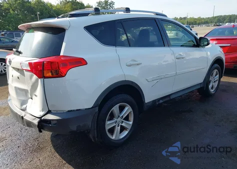 2014 Toyota Rav4 Xle z USA, uszkodzony, nr VIN JTMWFREV5EJ018450